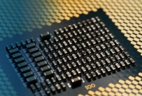 Intel主流10核心首曝